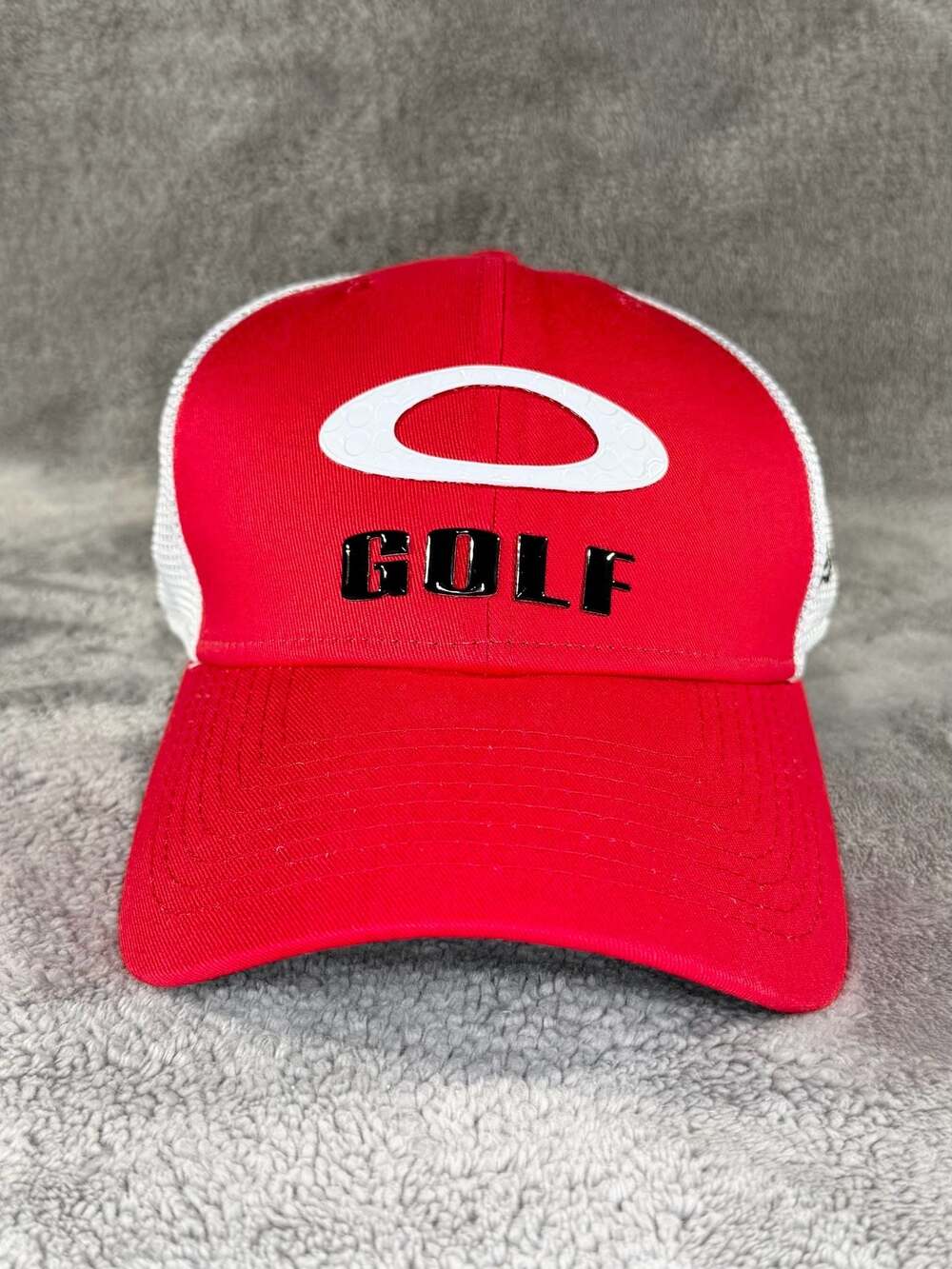 Oakley x New Era 9FORTY Golf Snapback Trucker Hat